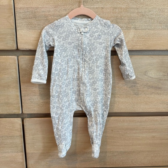Baby Gap Floral Onesie - Picture 1 of 3